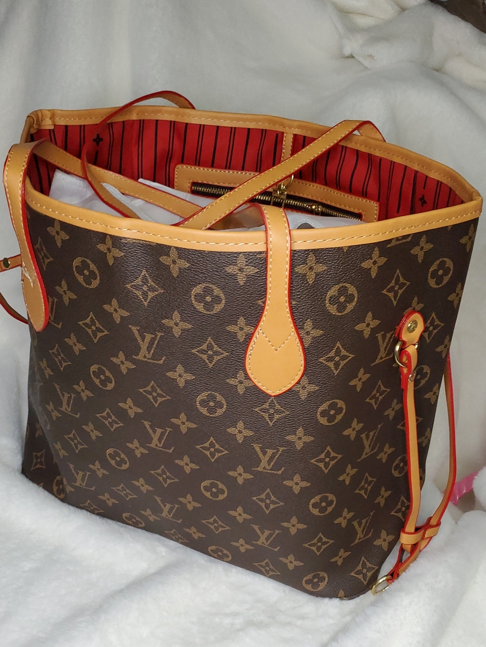 New Fashion* Bag Brown Monogram Canvas Tote with Tan Trim and Pouch - Picture 3 of 13